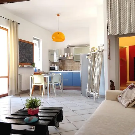 Apartment Delizioso Vicino Al Centro Piombino