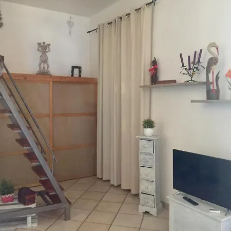 Delizioso Vicino Al Centro Apartmán